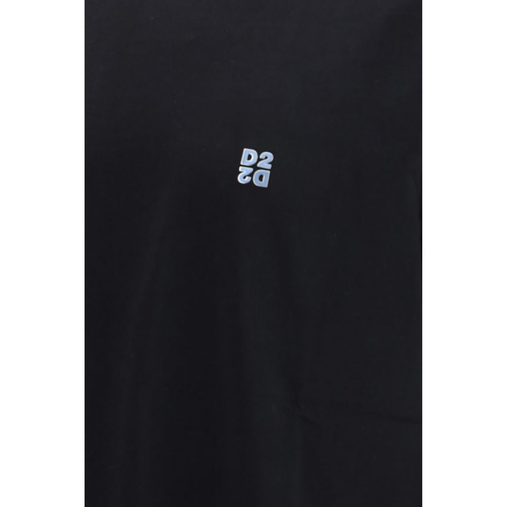 Elevate your wardrobe with the Dsquared² Black Cotton T-Shirt, a masterpiece of soft cotton jersey featuring the iconic D2 Upside Down logo, perfect for sophisticated everyday elegance.