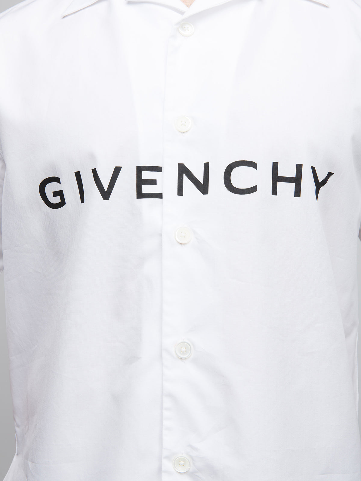 Givenchy Bicolor Cotton Shortsleeve Shirt - Effortless Luxury Style