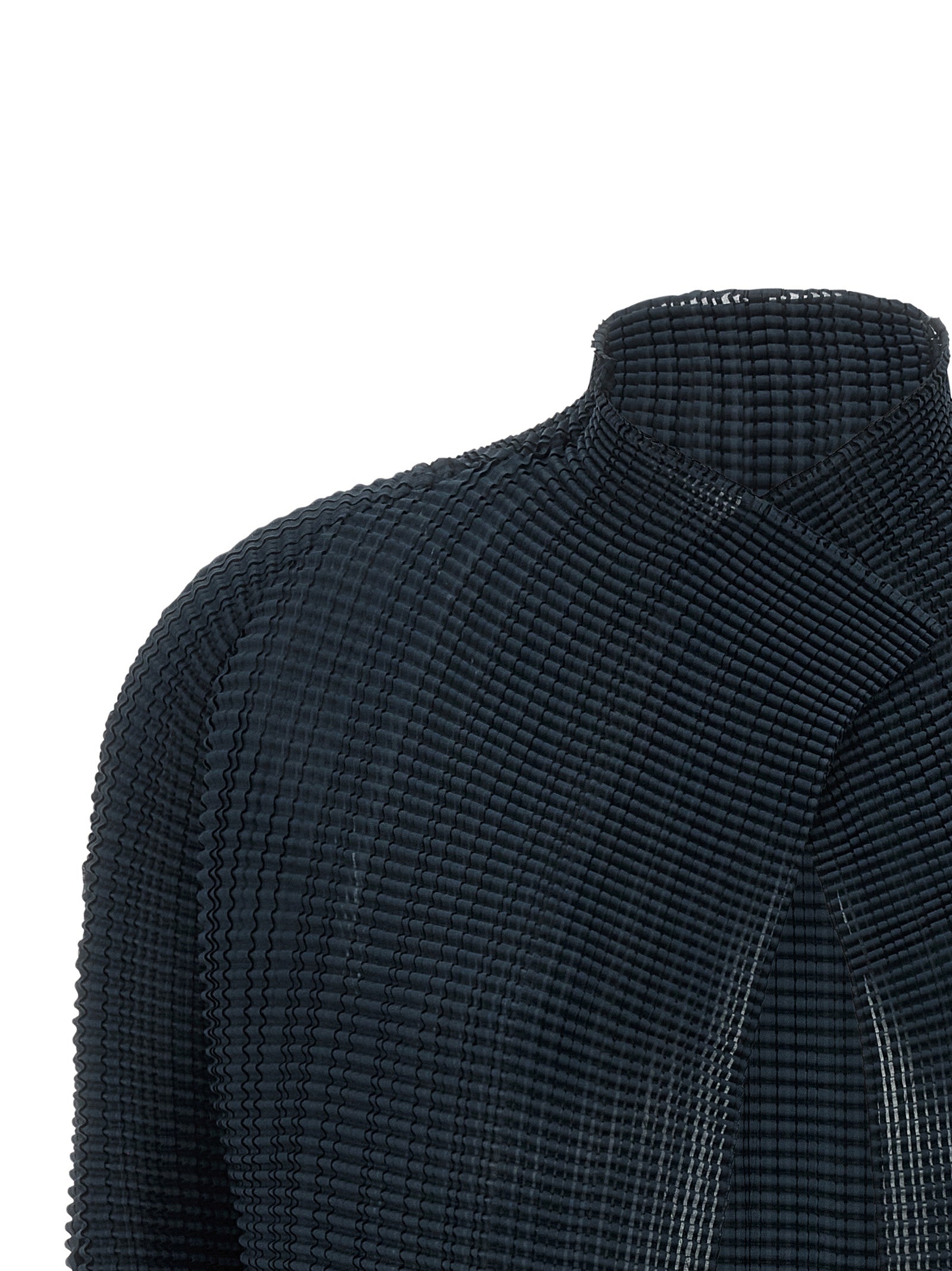 Issey Miyake Wooly Pleats Cardigan - Luxurious Blue Elegance