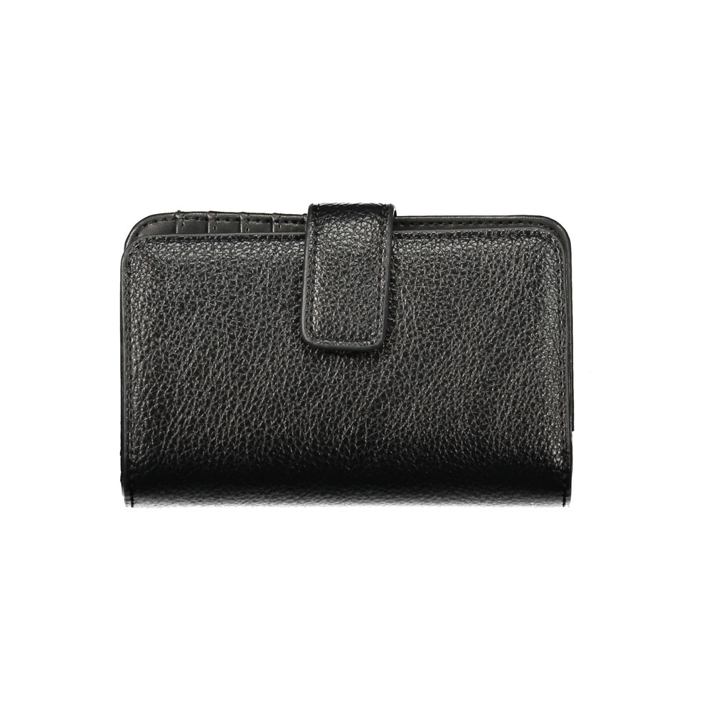 Discover the Twinset Black Polyethylene Wallet, a symbol of elegance with its luxurious design, exquisite craftsmanship, and functional sophistication for the discerning individual.