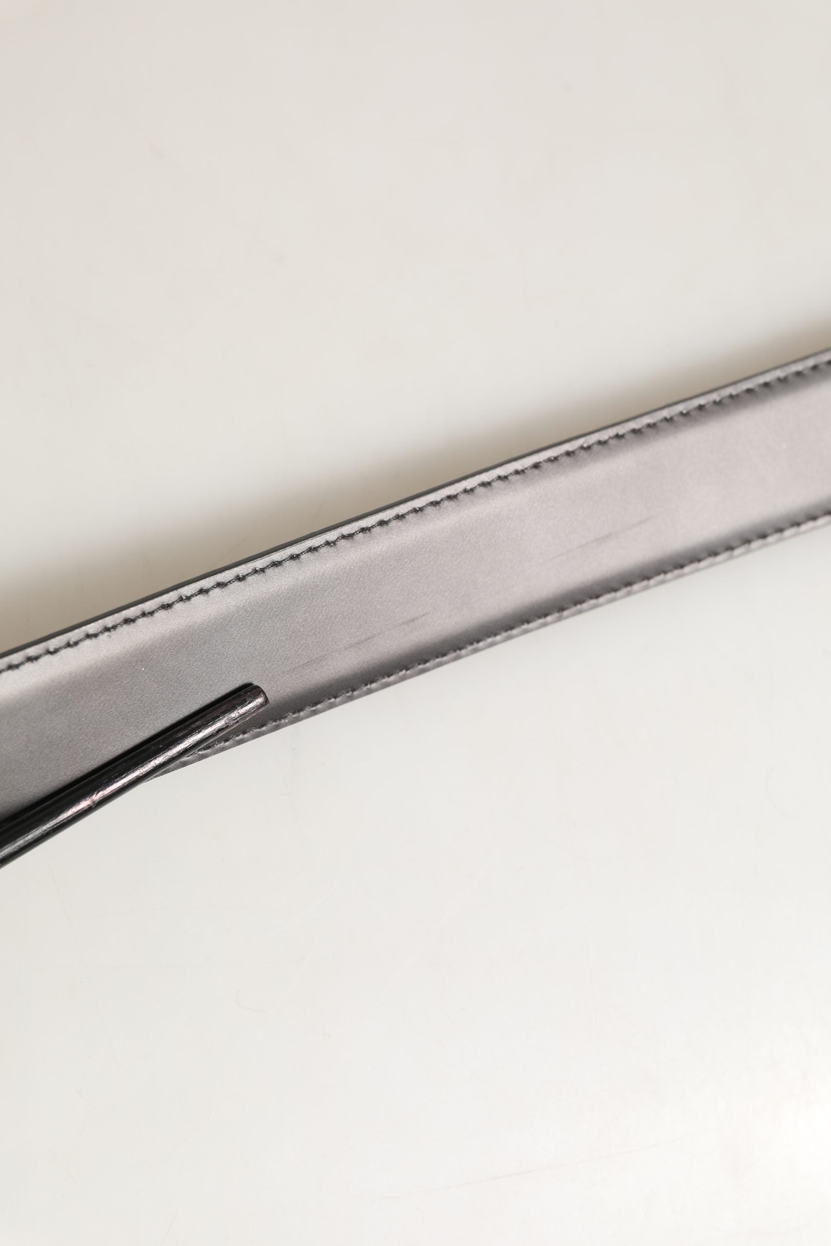 Dolce & Gabbana Dark Gray Leather Classic Belt - Timeless Luxury