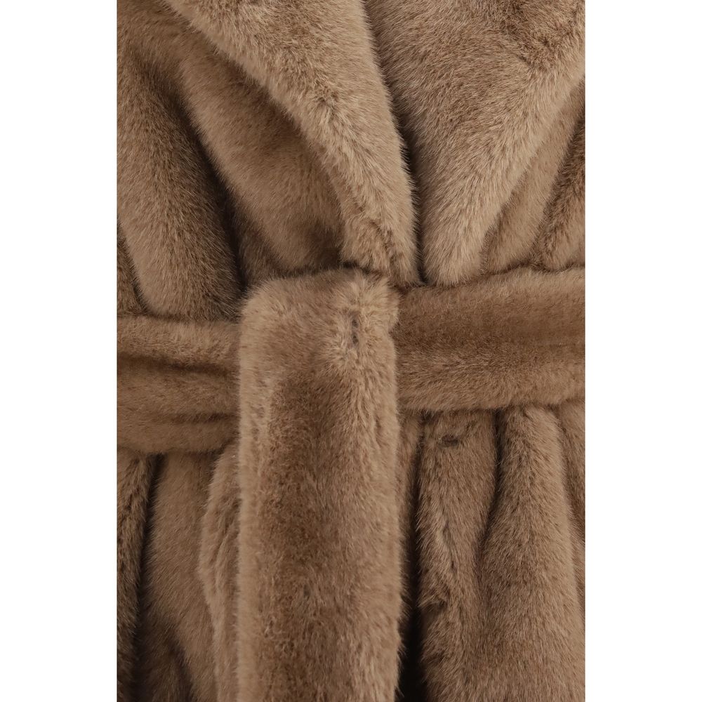 'S Max Mara Beige Faux-Fur Coat - Timeless Luxury Elegance