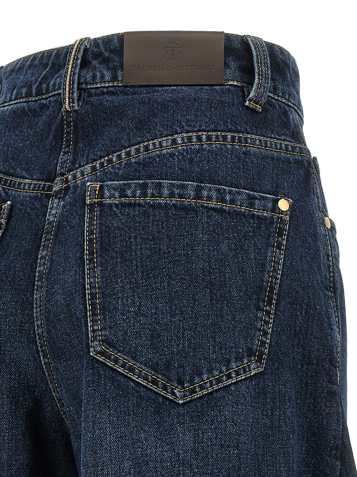 Elevate your wardrobe with Brunello Cucinelli's Blue Cotton Jeans, where Italian craftsmanship meets modern elegance, perfect for the discerning individual.