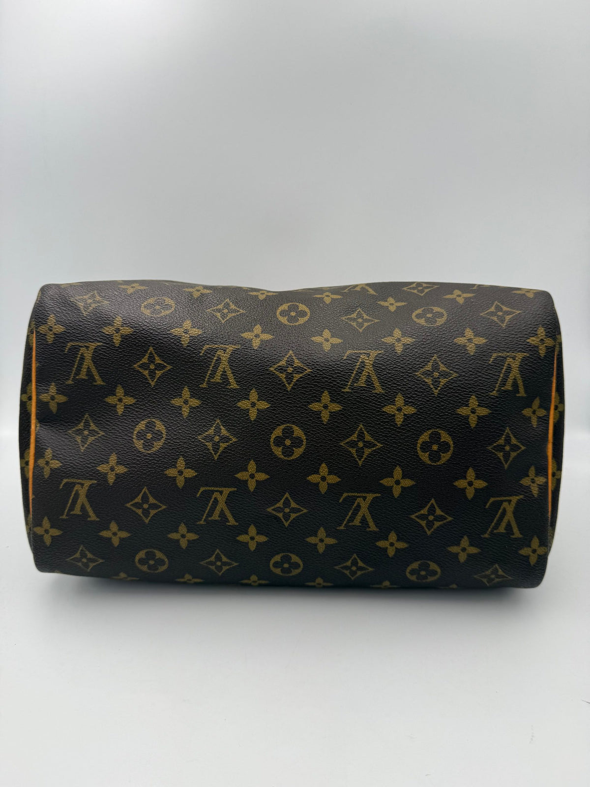 Louis Vuitton Speedy 30 Monogram Handbag - Timeless Luxury Investment