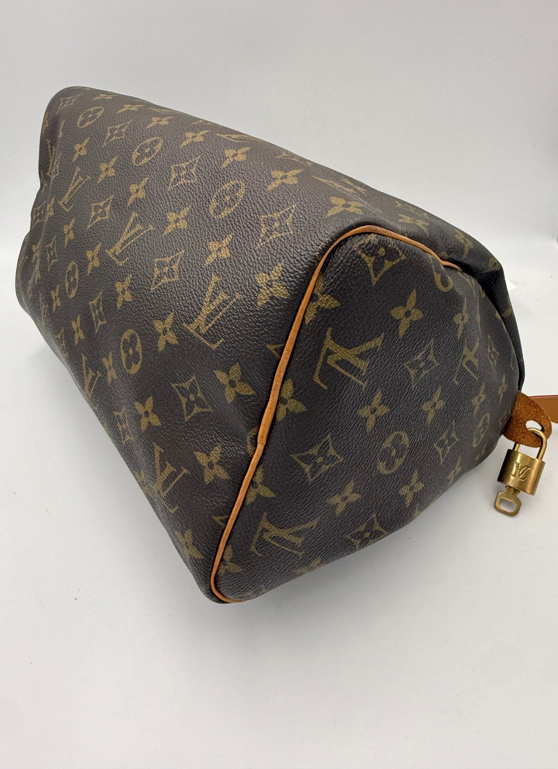 Louis Vuitton Speedy 30 Monogram Handbag - Timeless Luxury