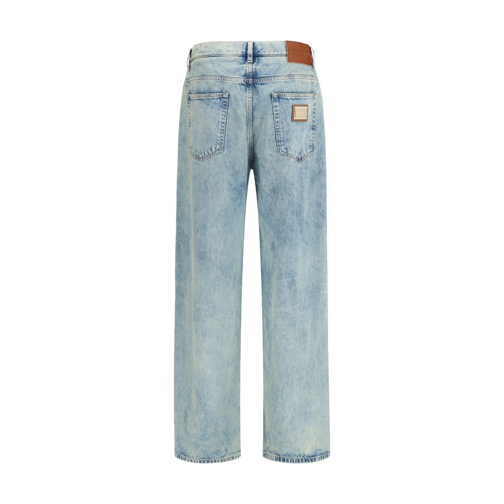 Indulge in the relaxed elegance of Dolce & Gabbana's Blue Cotton Relaxed Fit Jeans, crafted in Italy for those who embody sophistication and style.