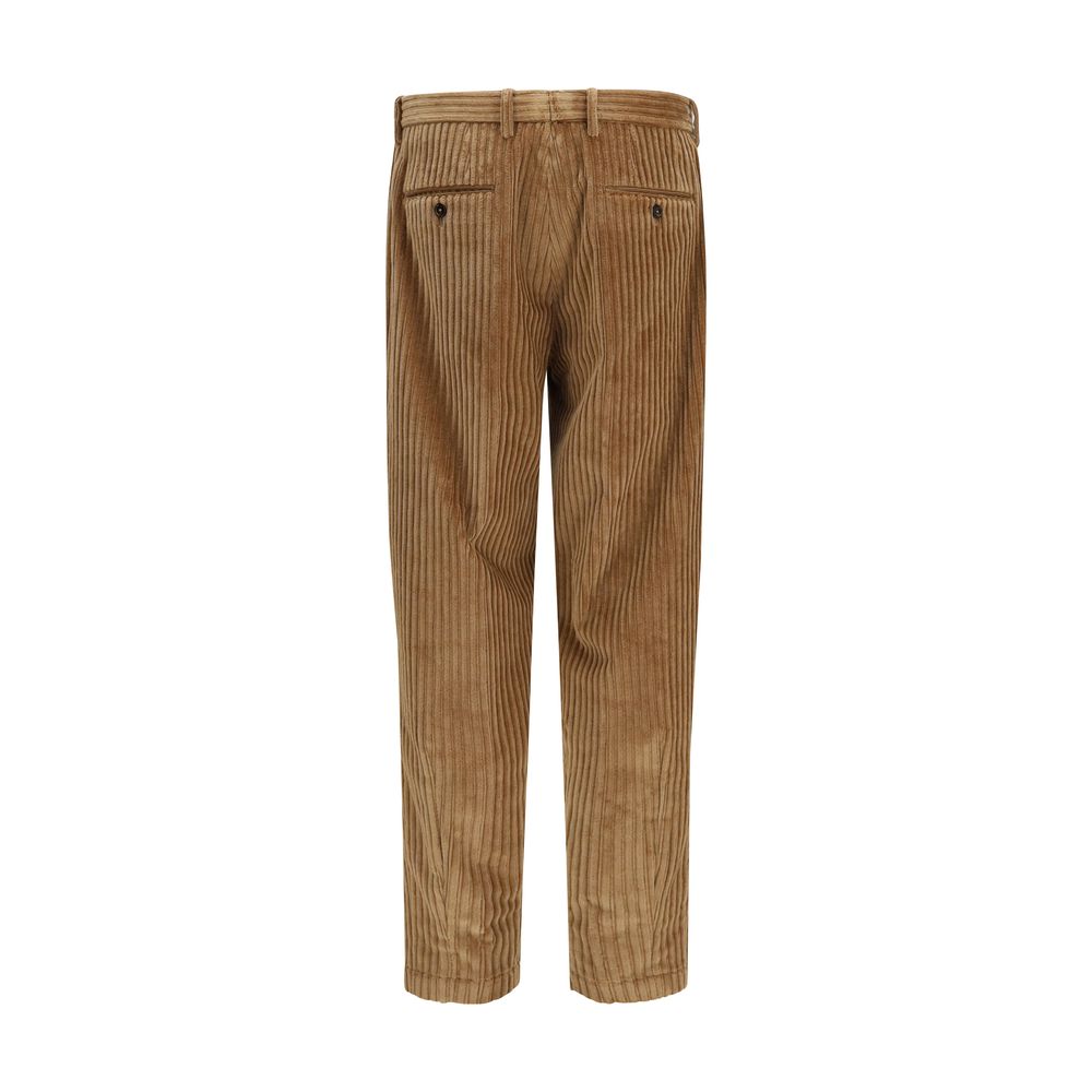 Elevate your wardrobe with Dolce & Gabbana's Brown Cotton Casual Pants, a masterful blend of classic fit and luxurious ribbed texture, embodying refined sophistication.
