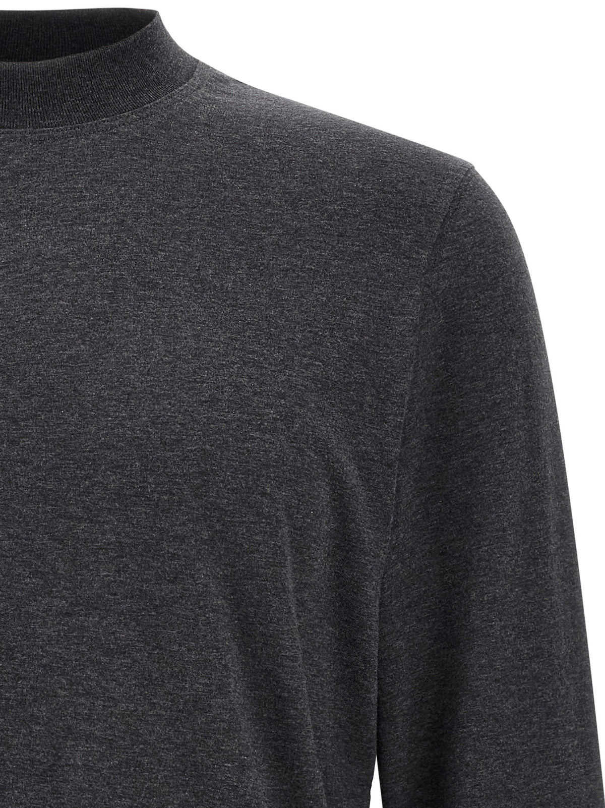 Elevate your style with the Brunello Cucinelli Gray Cotton T-Shirt, a masterpiece of minimalistic elegance crafted from pure cotton for timeless sophistication and unparalleled comfort.