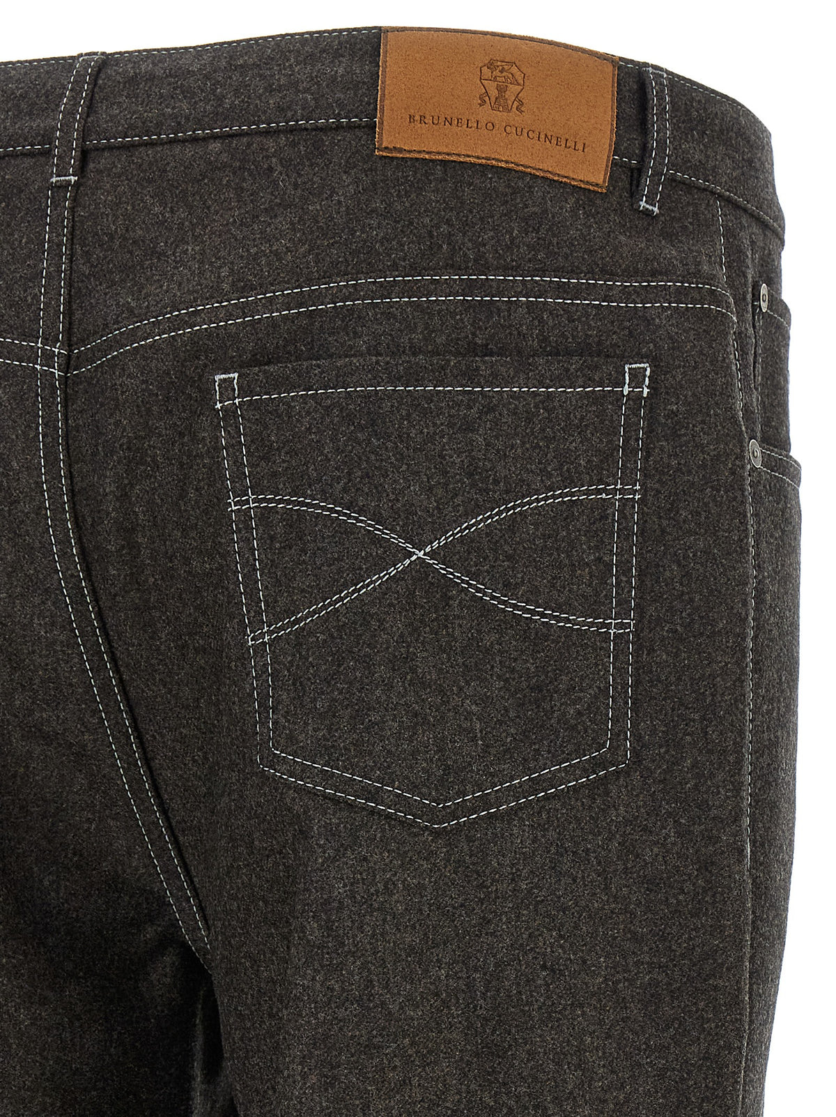 Experience the allure of Brunello Cucinelli's Gray Virgin Wool Casual Pants, a testament to refined craftsmanship and timeless elegance, perfect for the discerning individual.