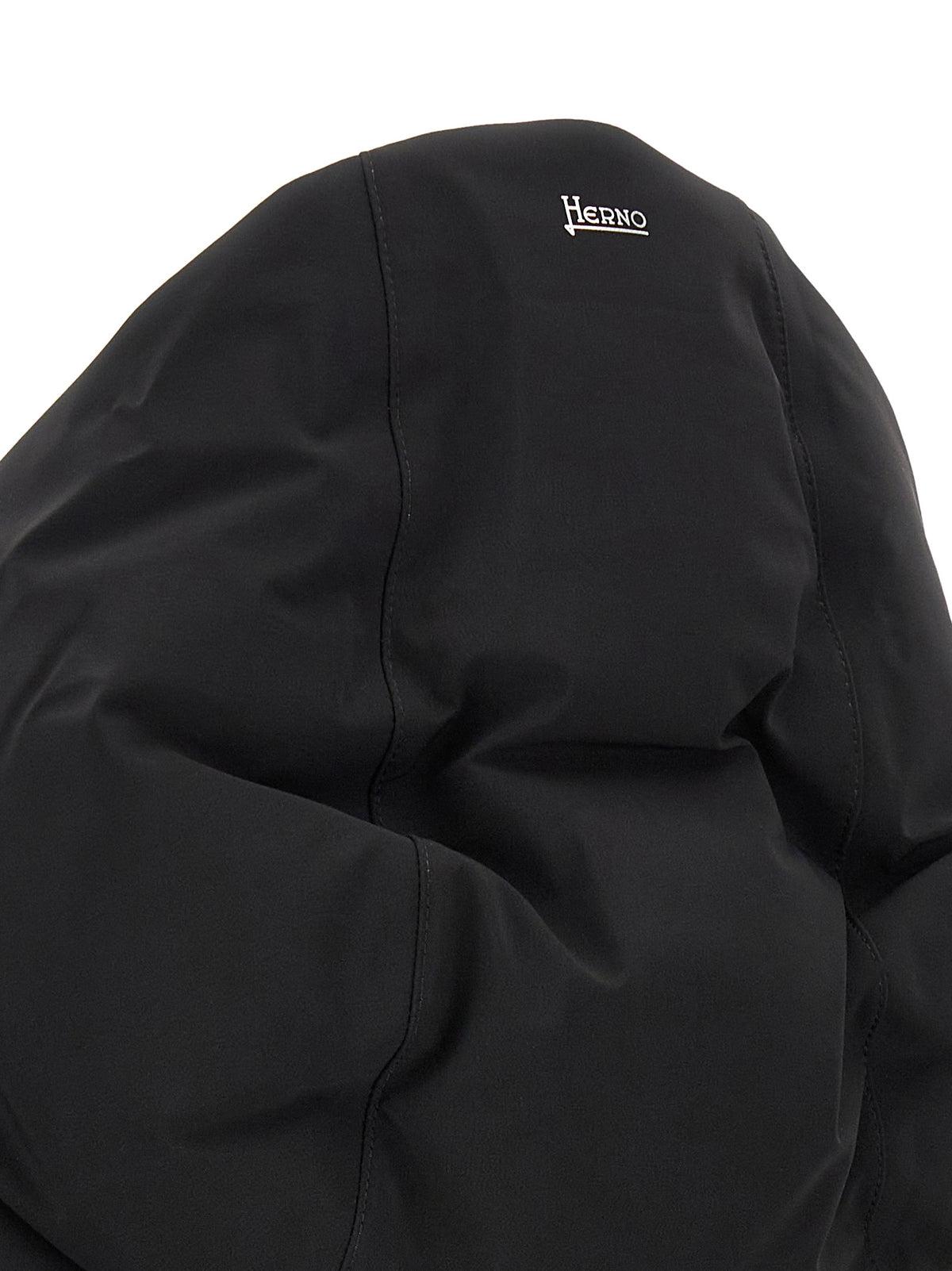 Discover the Herno Black Polyamide Full-Length Jacket, a masterpiece of elegance and functionality, crafted from luxurious 4-way stretch fabric for the discerning individual.