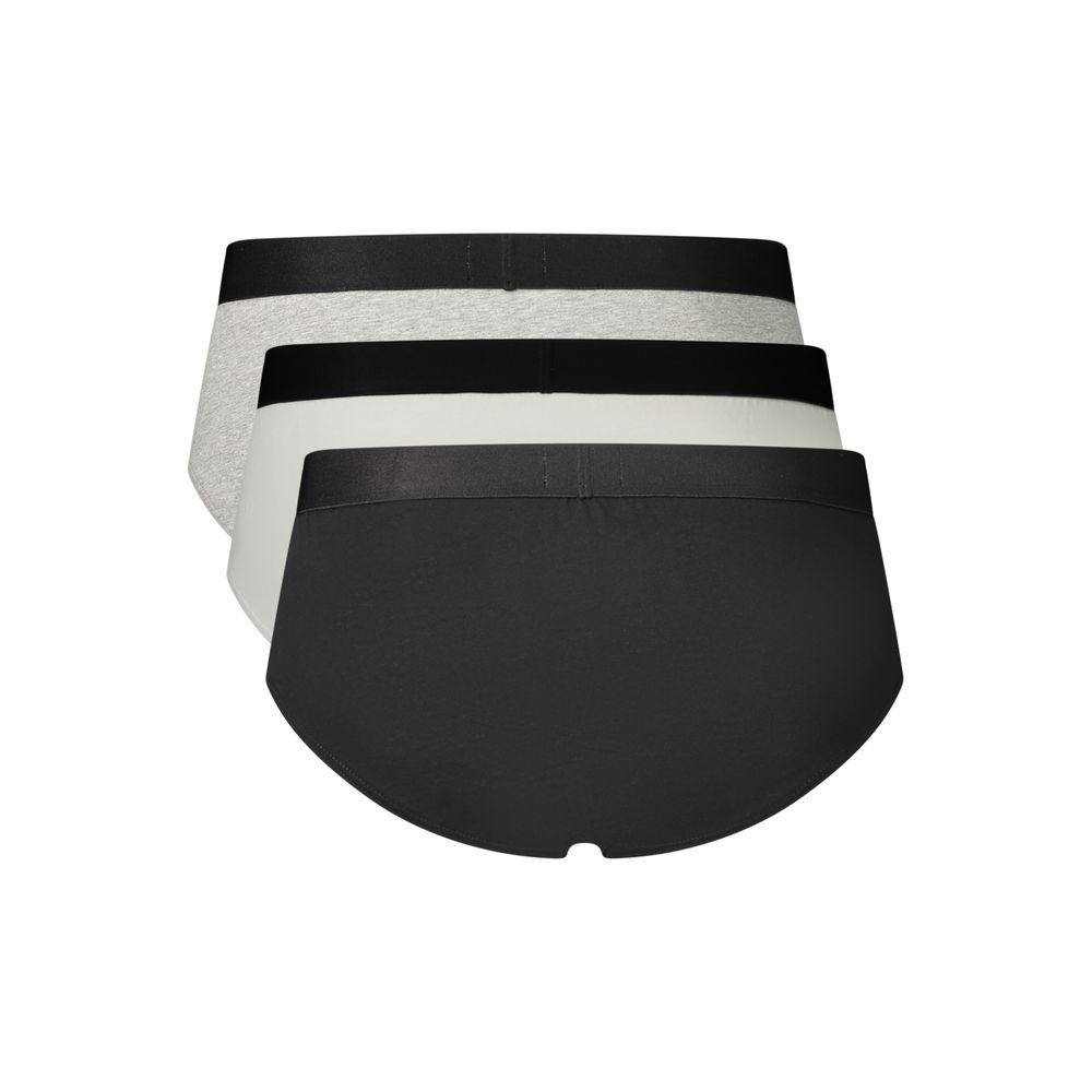 Indulge in the exquisite craftsmanship of Hugo Boss Black Cotton Briefs, a tri-pack of luxury essentials that elevate your everyday elegance with organic cotton comfort.