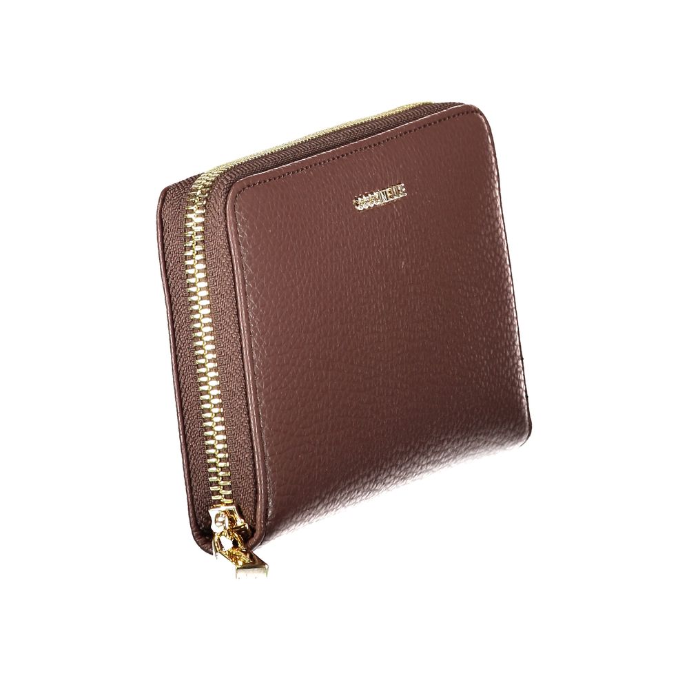 Indulge in the exquisite Coccinelle Brown Leather Wallet, a testament to luxurious craftsmanship with its sleek design and multiple compartments, perfect for the discerning individual.