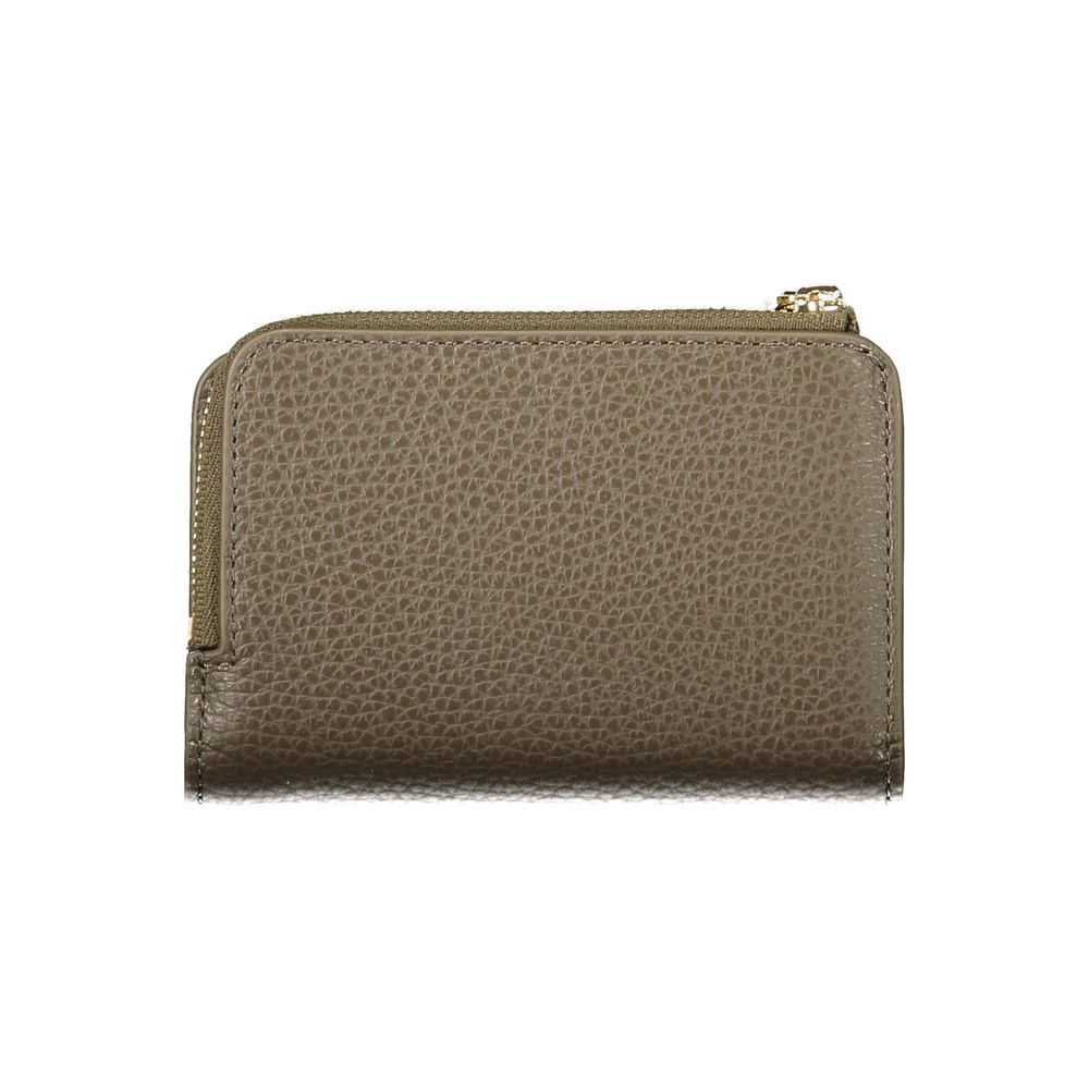Indulge in the elegance of the Coccinelle Brown Leather Wallet, a masterpiece of design featuring exquisite compartments and luxurious detailing, perfect for the discerning individual.