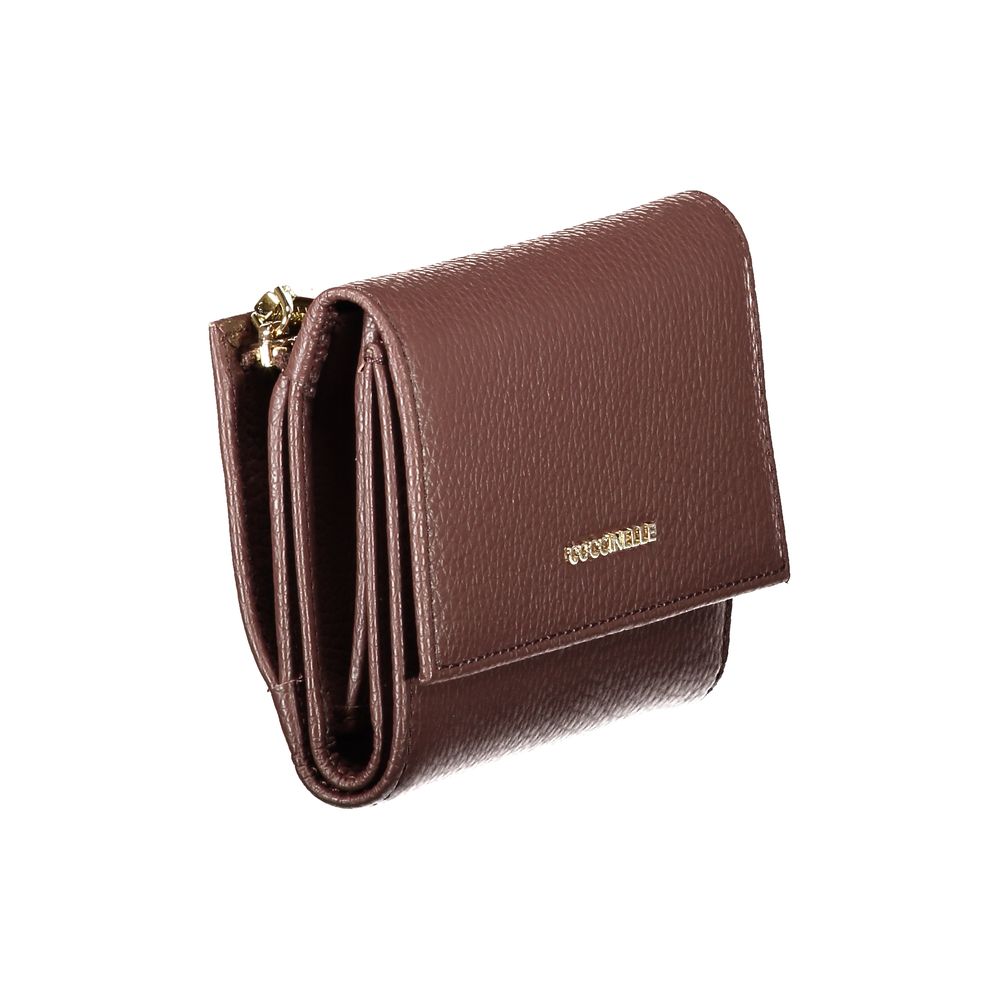 Discover the Coccinelle Brown Leather Wallet, a symbol of refined elegance with its exquisite craftsmanship and luxurious design, perfect for the discerning individual.