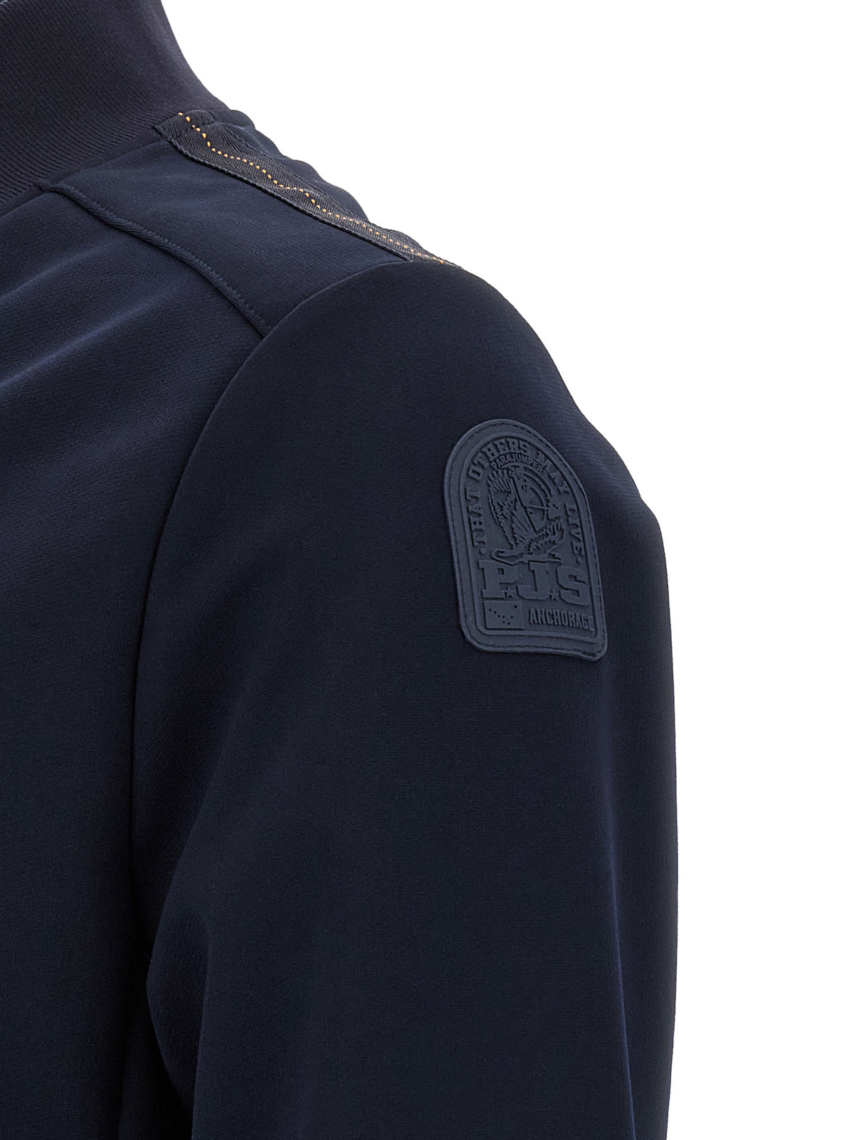 Indulge in the exquisite craftsmanship of the Parajumpers Mckay sweatshirt, a luxurious blend of comfort and style, perfect for the discerning individual.