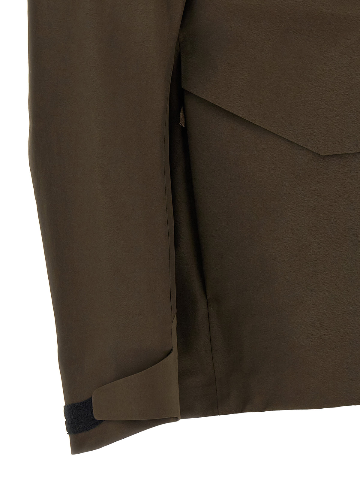 Discover the Arc'teryx Veilance Brown Nylon Shell Jacket, where exquisite craftsmanship meets timeless elegance, perfect for those who command attention and embrace luxury.