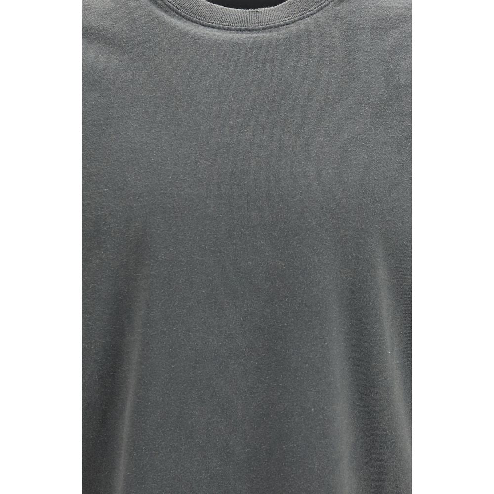 Elevate your wardrobe with the Golden Goose Gray Long Sleeve T-Shirt, crafted from premium cotton, blending vintage charm with modern sophistication for timeless allure.