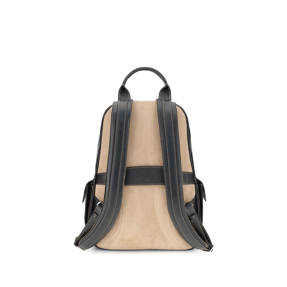 Discover the Brunello Cucinelli Black Calf Leather Bos Taurus Handbag, a masterpiece of functional luxury, crafted from fine calfskin for the discerning individual.