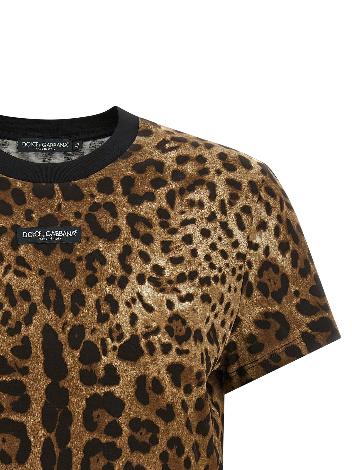 Indulge in the luxurious Dolce & Gabbana Brown Cotton T-Shirt, a cropped masterpiece that embodies sophisticated allure with its striking leopard print and exquisite Italian craftsmanship.