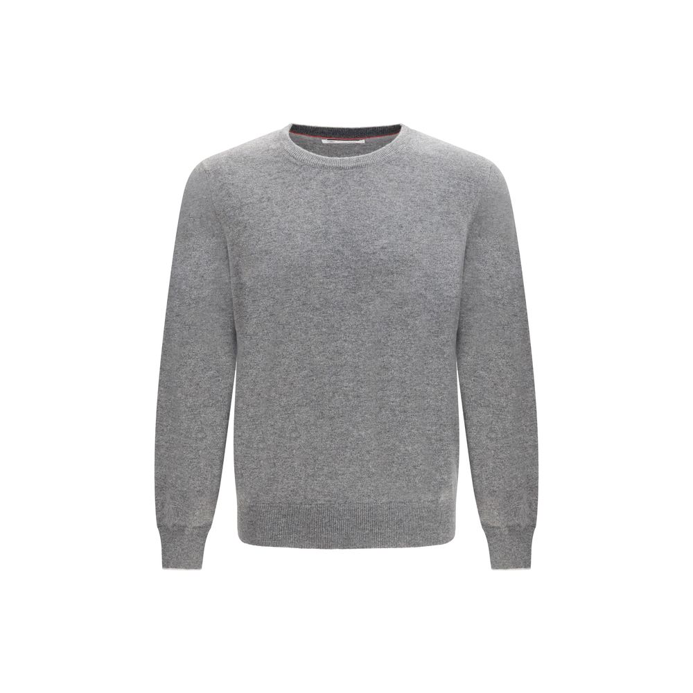 Elevate your wardrobe with the Brunello Cucinelli Gray Cashmere Sweater, a masterpiece of 100% cashmere that embodies timeless elegance and sophisticated craftsmanship.