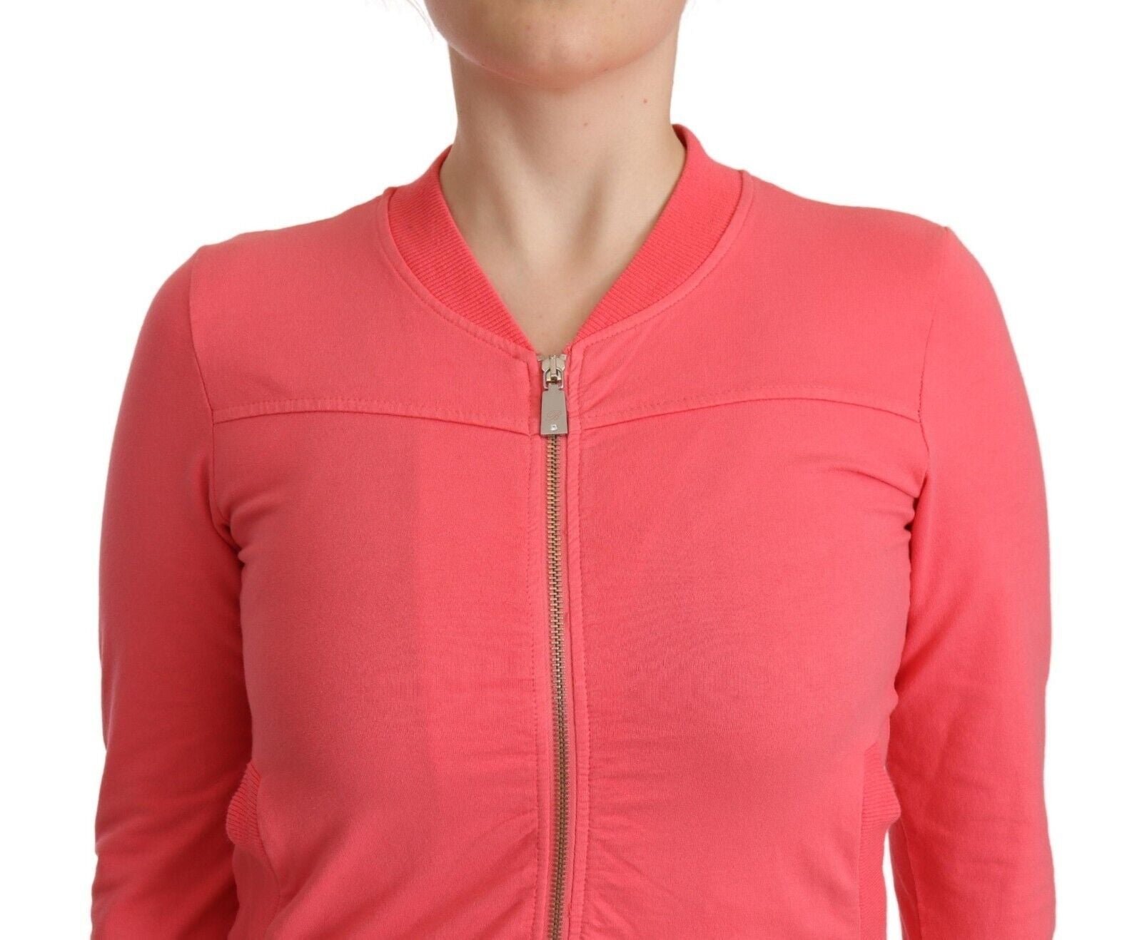 Experience the allure of the Blumarine Pink 3/4 Sleeve Zip Embellished Sweater, a luxurious blend of Italian craftsmanship and timeless elegance, perfect for any sophisticated wardrobe.