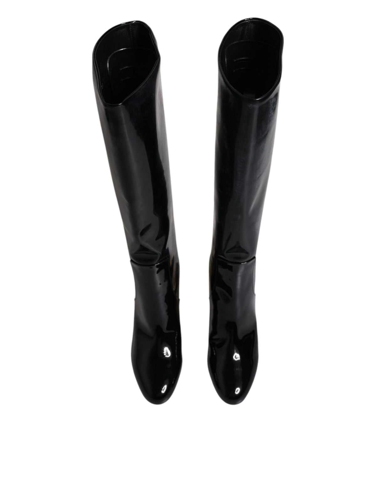Experience the exquisite craftsmanship of Dolce & Gabbana's Black Patent Leather Vally High Boots, where opulent elegance meets timeless allure for the discerning individual.