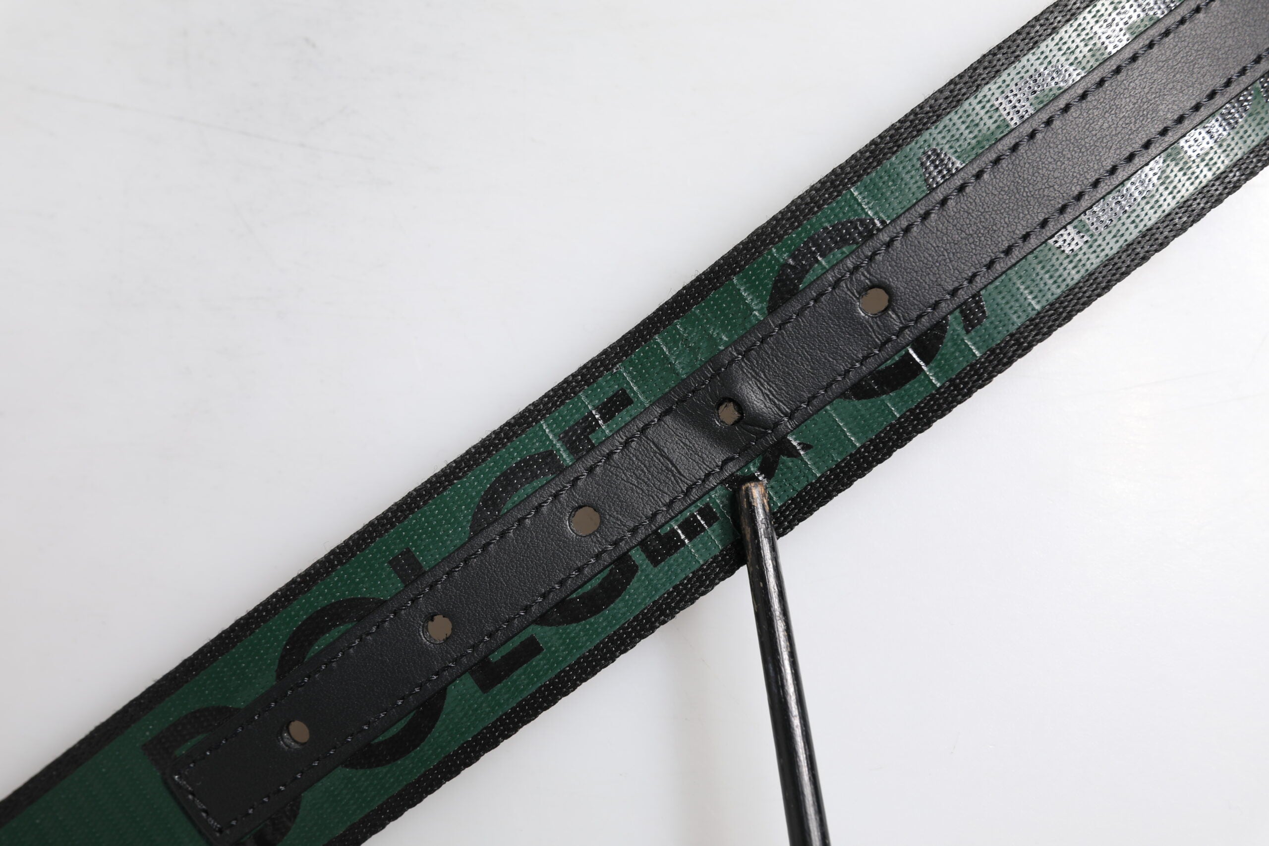 Dolce & Gabbana Green Black Classic Metal Logo Buckle Belt