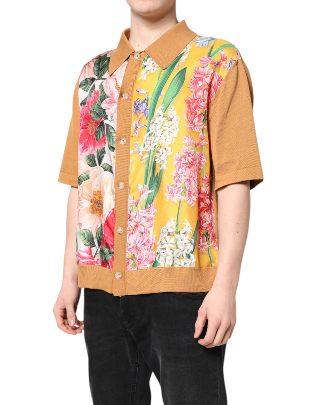 Indulge in the exquisite Dolce & Gabbana Brown Floral Collared Short Sleeve T-shirt, a silk masterpiece that embodies elegance, sophistication, and timeless allure.