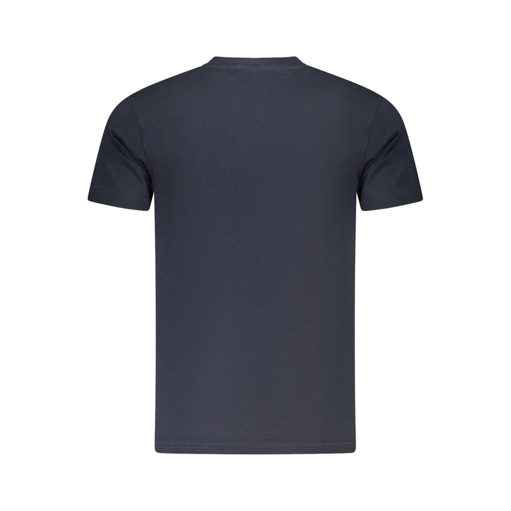 Elevate your wardrobe with the Cavalli Class Blu Cotton Men T-Shirt, crafted from 100% Cotone for unparalleled luxury and timeless sophistication.