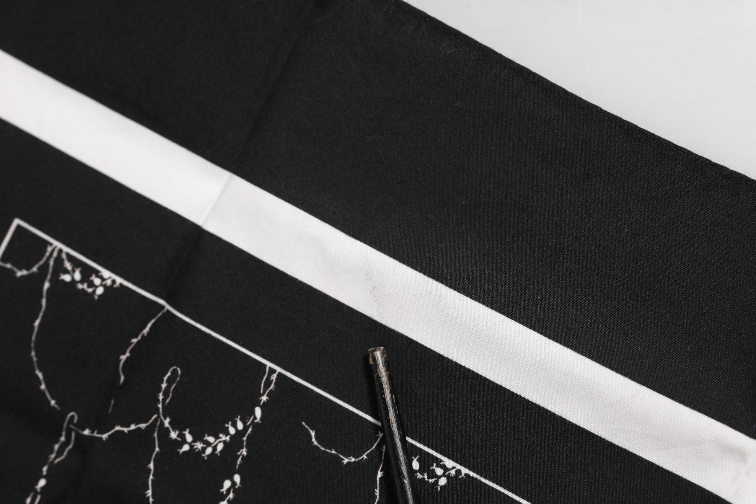 Dolce & Gabbana Black White Printed Square Foulard Scarf