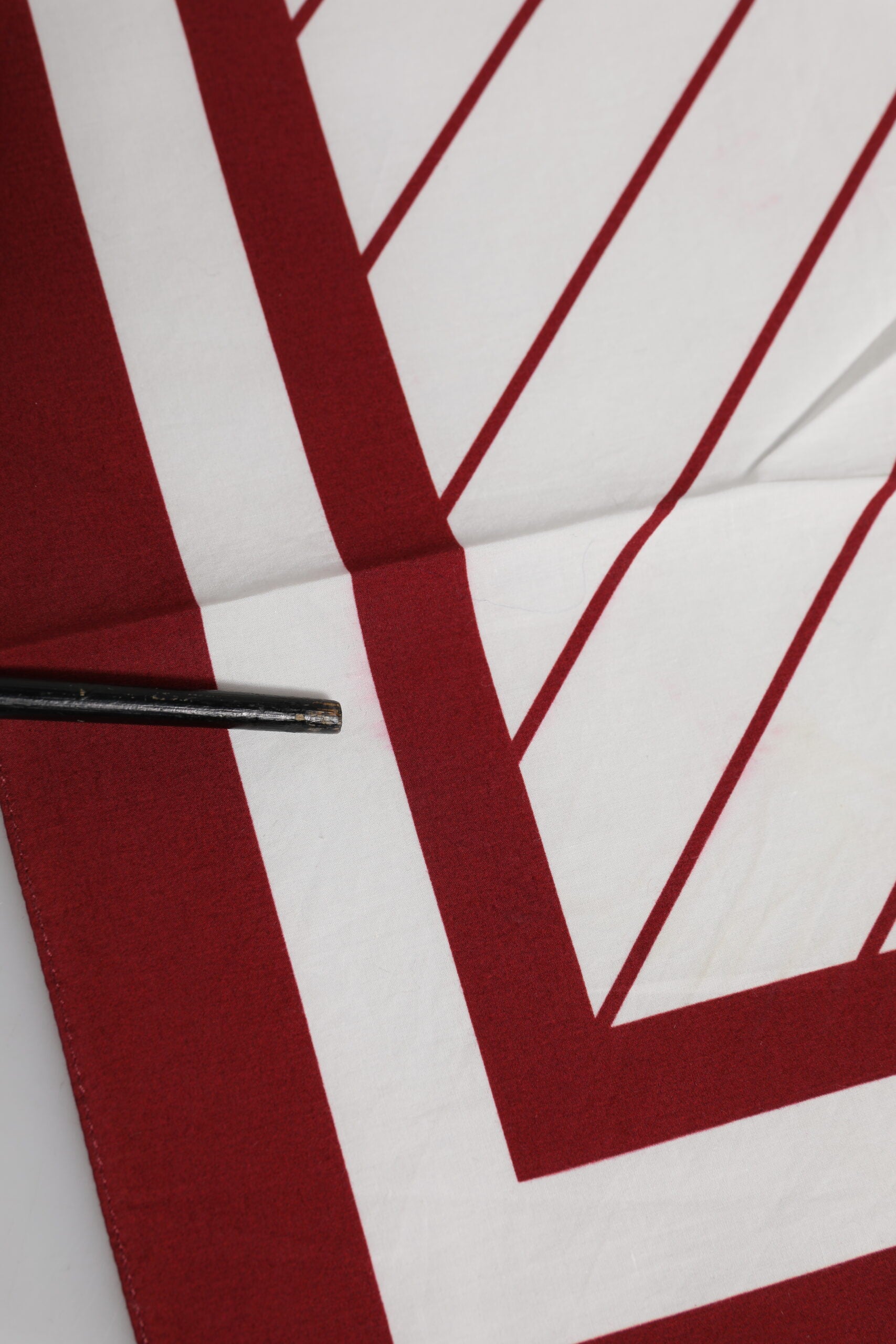 Dolce & Gabbana White Red DG Logo Square Men Foulard Scarf