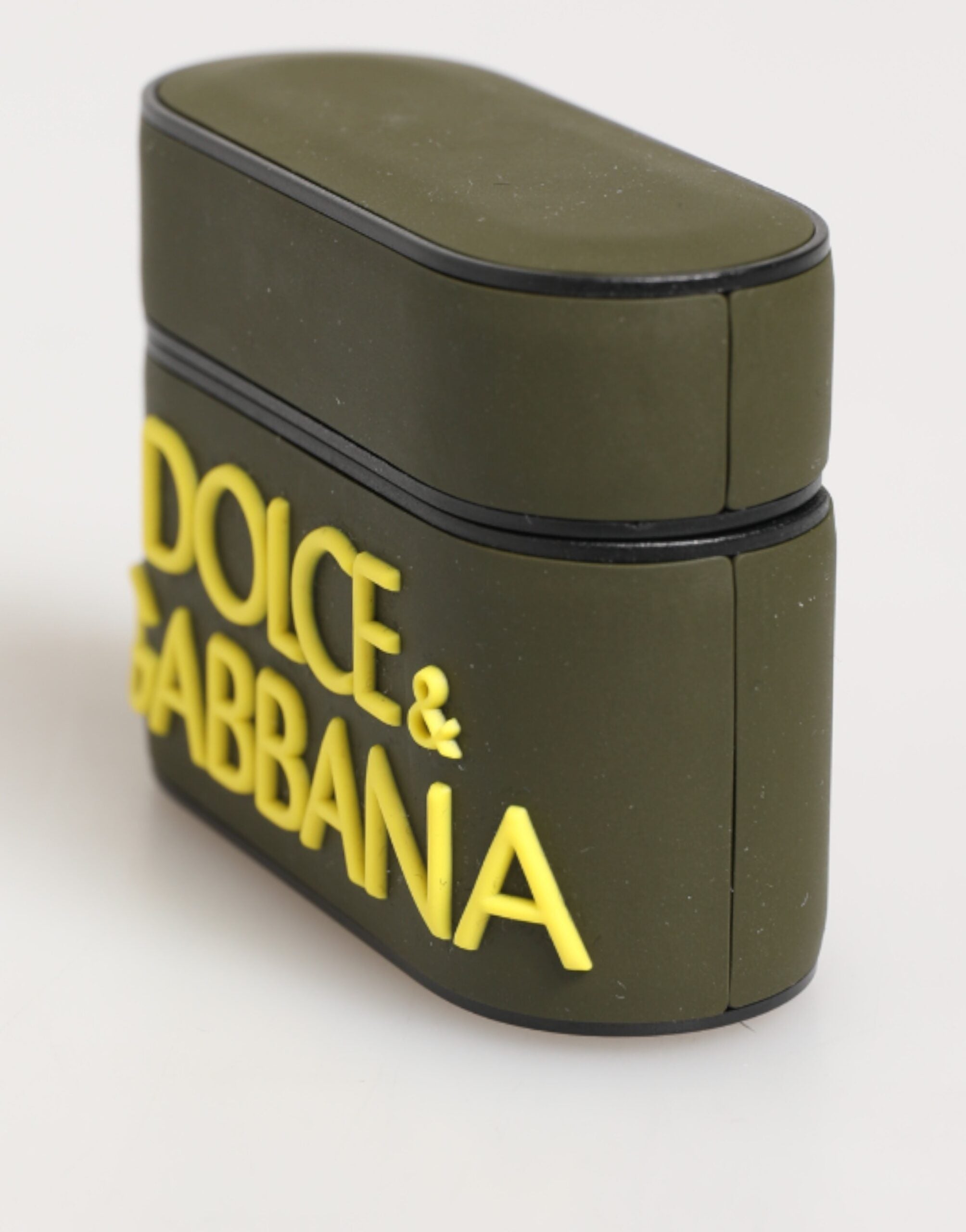 Custodia Airpods in gomma verde militare con logo in rilievo di Dolce &amp; Gabbana