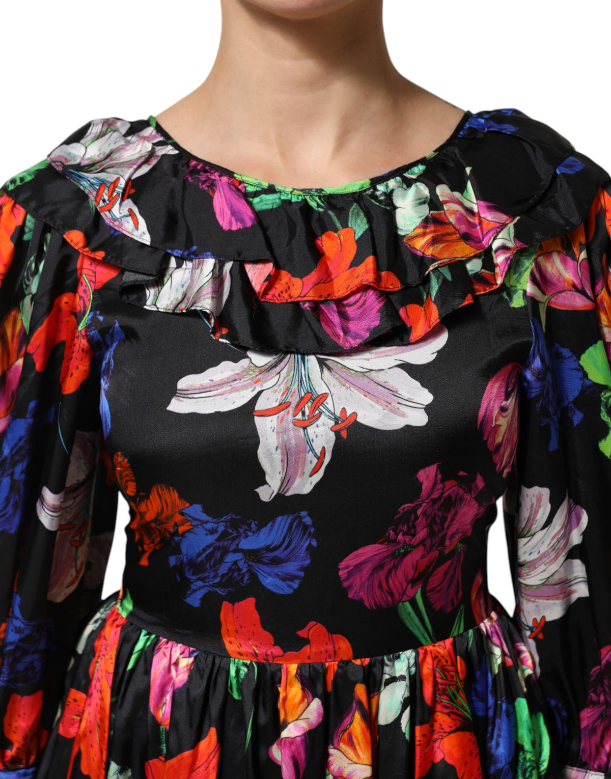 Indulge in the exquisite MSGM Dress, a luxurious blend of floral elegance and Italian craftsmanship, perfect for elevating any sophisticated wardrobe.